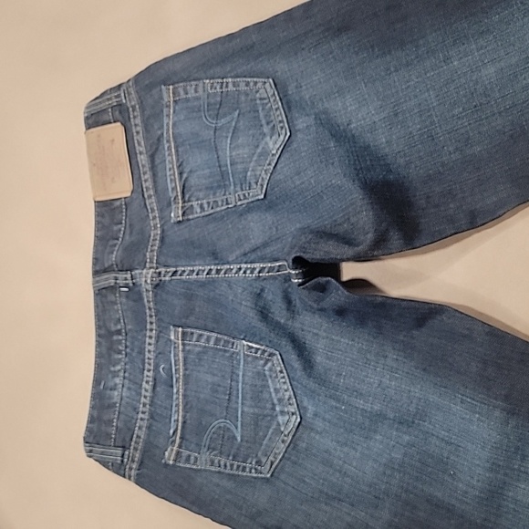 American Eagle, Size 4 'Straight77' Dark Wash Jeans. New without tags. - Picture 9 of 14